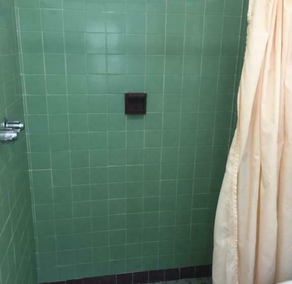 غرفة قياسية سرير كينج, Shelton Motel