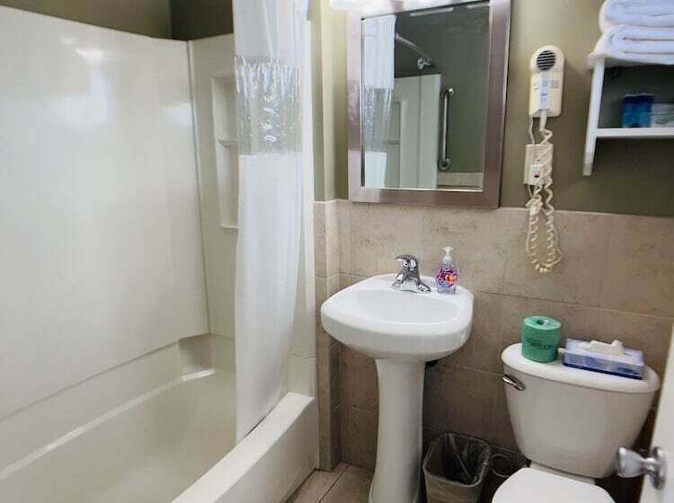 غرفه قياسيه سريرين مزدوجين, Sunrise Motel