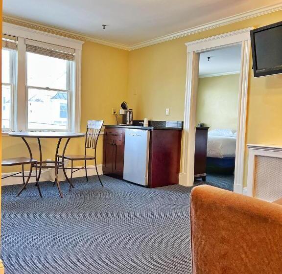 סוויטת דלוקס נוף לים, The Winthrop Arms Hotel And Restaurant