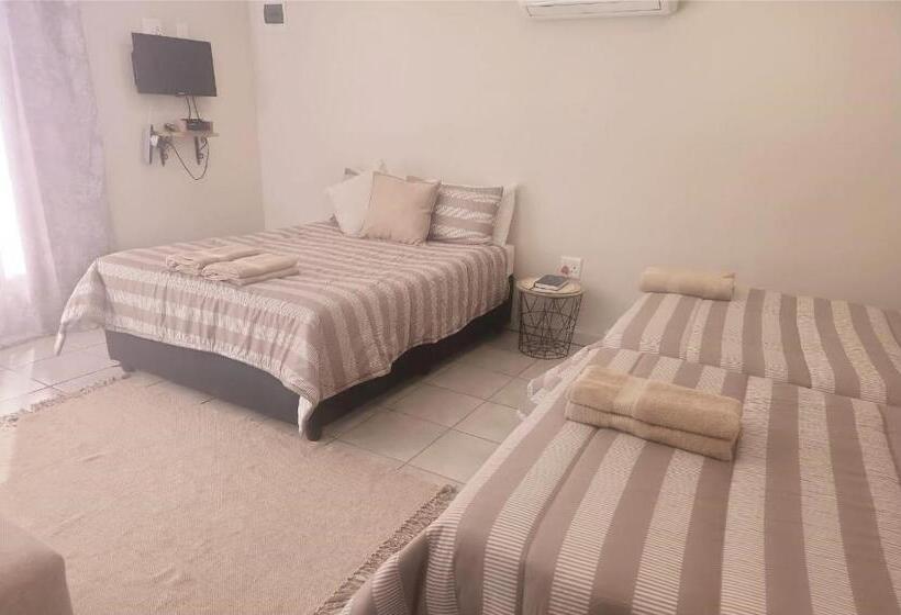 غرفة ديلوكس عائلية, Opiepad Guesthouse