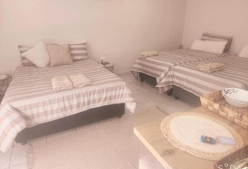 غرفة ديلوكس عائلية, Opiepad Guesthouse