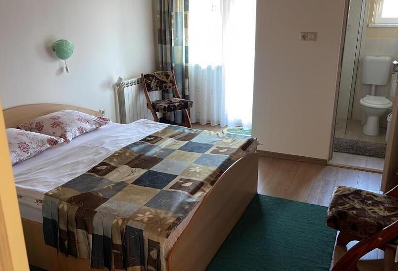 스탠다드 발코니 룸, Vila Niculina