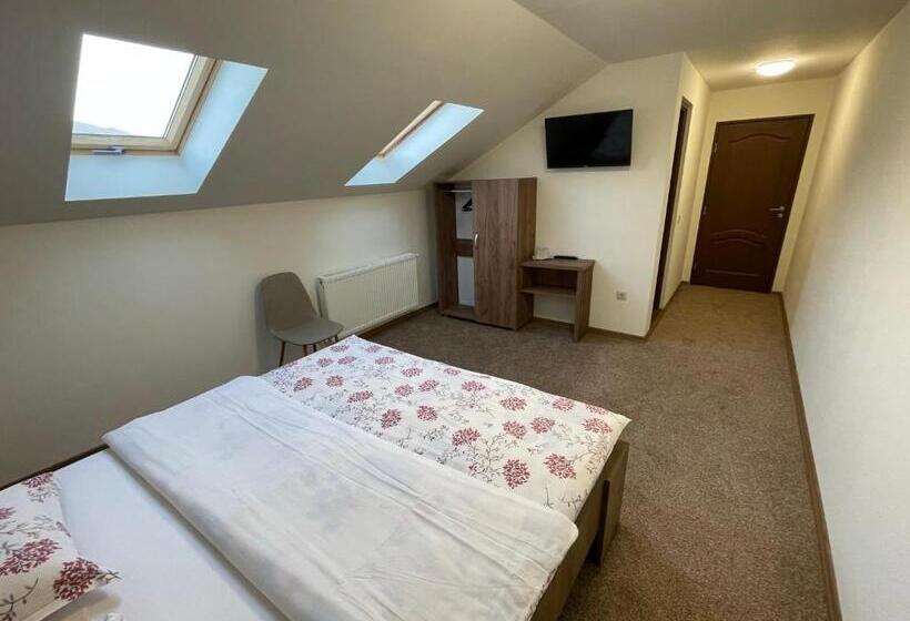 스탠다드 발코니 룸, Vila Niculina