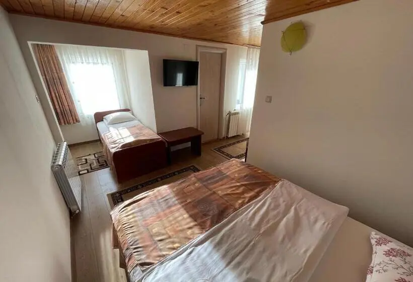 スタンダード４人部屋, Vila Niculina