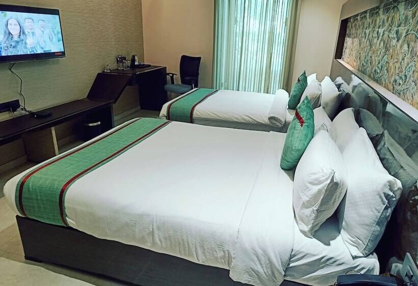 Номер Superior, Zip By Spree Hotels Shirdi