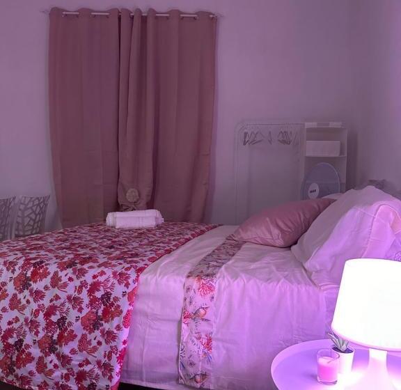 اتاق خانوادگی, Angolo Paradiso