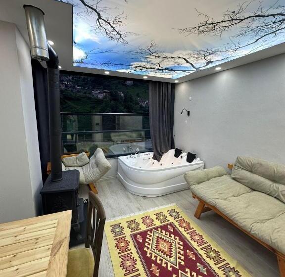 جناح ديلوكس, Cayirci Konak Sui̇t Apart