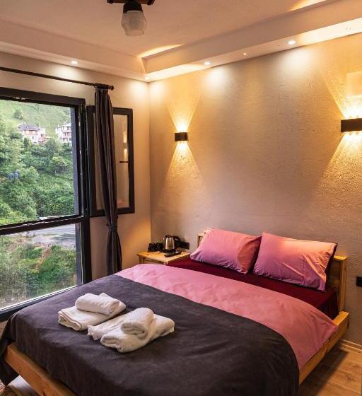 غرفة قياسية, Cayirci Konak Sui̇t Apart