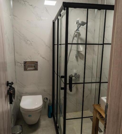 غرفة قياسية, Cayirci Konak Sui̇t Apart