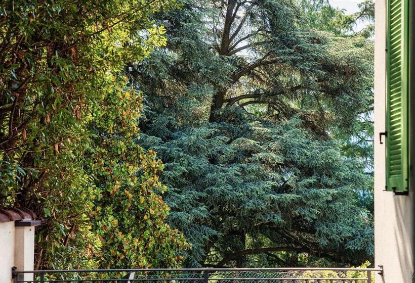 غرفة قياسية ثلاثية مزودة بتراس, La Vignetta Cernobbio