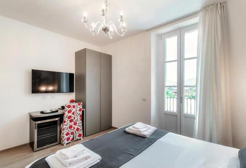 غرفة ديلوكس مزودة بشرفة, La Vignetta Cernobbio