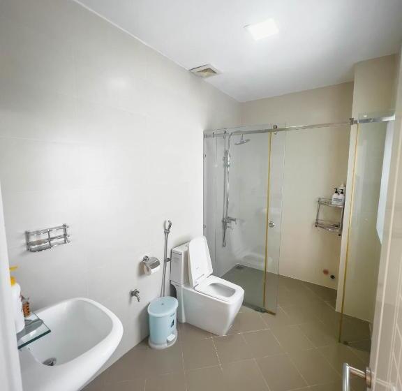 استودیوی استاندارد, Notre Maison 7  Villa