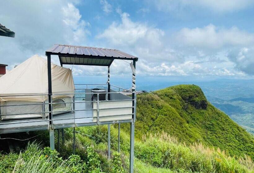 كوخ قياسي, Phu Fah Phiang Din3