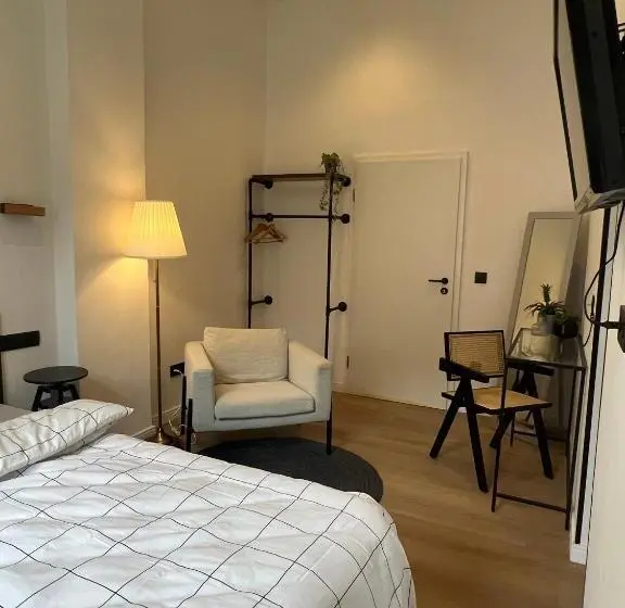 スタンダードスタジオ, Modern Stay I Cosy & Central Apartments