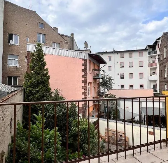 バルコニー付きスタンダードステューディオ, Modern Stay I Cosy & Central Apartments