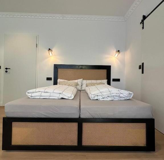 סטודיו סטנדרט עם מרפסת, Modern Stay I Cosy & Central Apartments