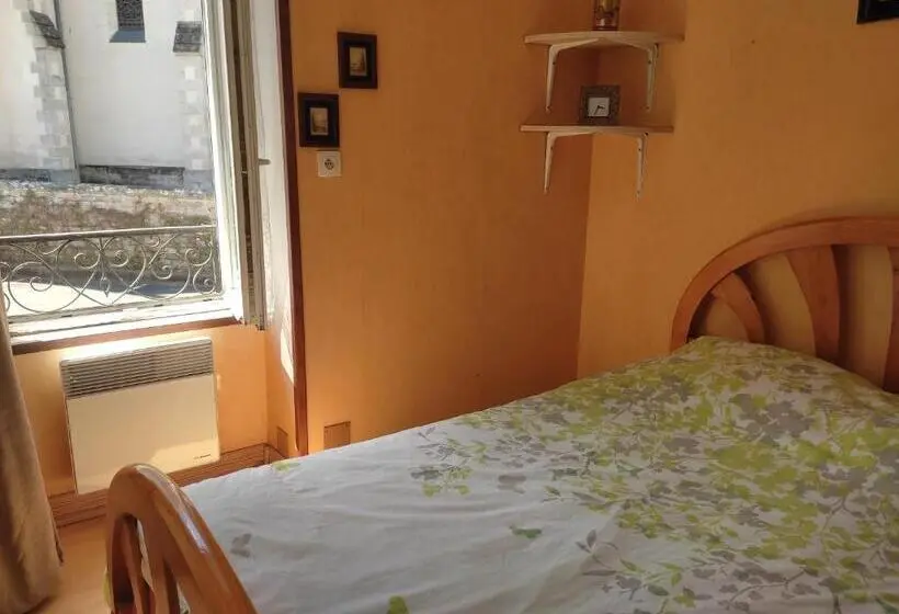 ２ベッドルームハウス, Maison De Bourg Spacieuse Avec Terrasse