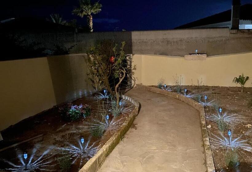 منزل غرفة نوم واحدة, Sale Di Mare