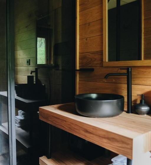 غرفة قياسية مزوَّدة بتراس, Bandiat Le Domaine