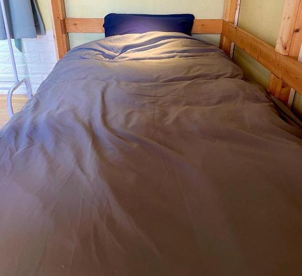 מיטה בחדר משותף, Surf Stay