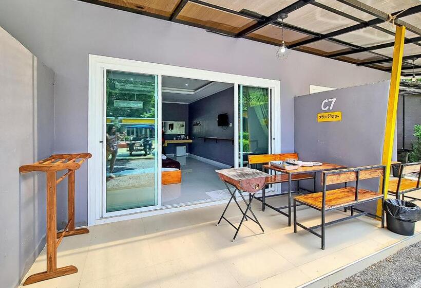 غرفة سوبيريور سرير كينج, The Toy Hoteru Resort Rayong