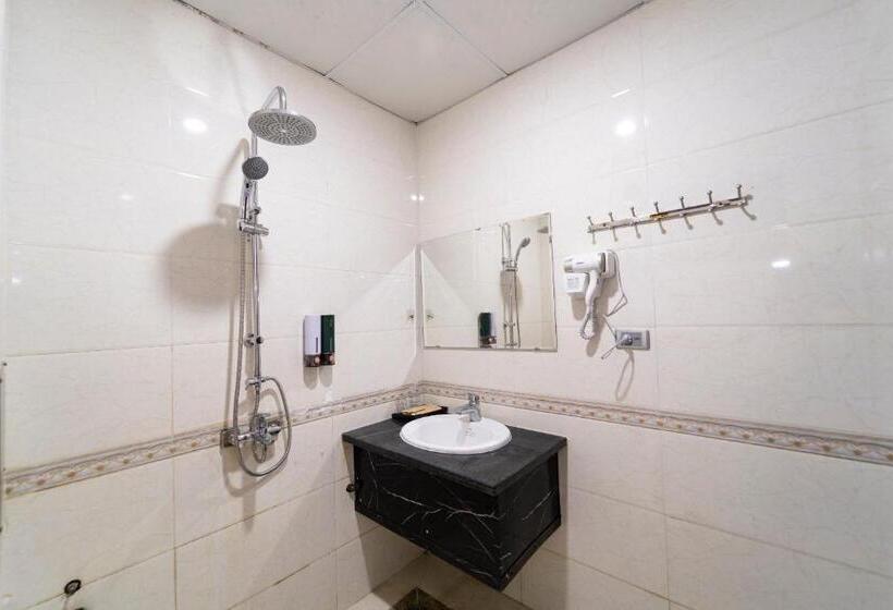 اتاق استاندارد چهار تخته, Khách Sạn Nhân đức Sầm Sơn