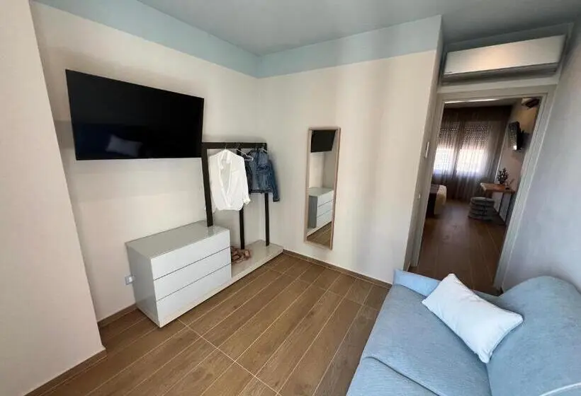 سوییت خانوادگی, Luci Sul Mare  Boutique Rooms