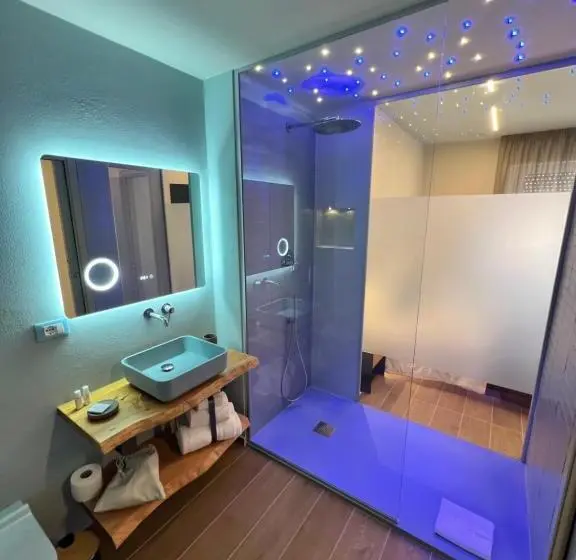 سوییت خانوادگی, Luci Sul Mare  Boutique Rooms