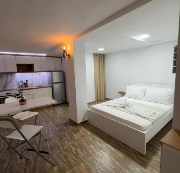 Номер Стандарт Вид на Сад, Vilabakiaj