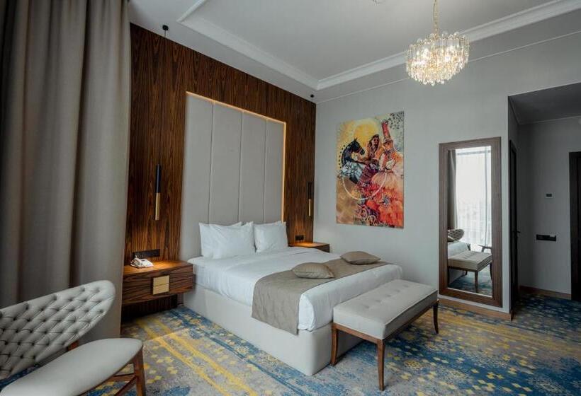اتاق سوپریور با تخت بزرگ, Qazaq Hotel Premium
