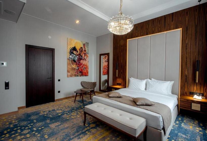اتاق لوکس با تخت بزرگ, Qazaq Hotel Premium
