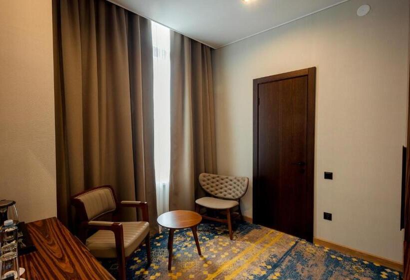 سوییت, Qazaq Hotel Premium