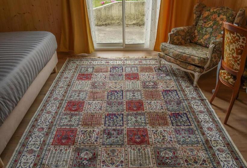 Люкс Вид на Сад, Chateau Eck