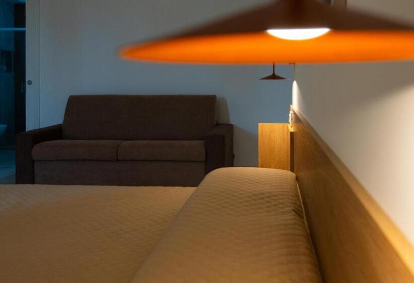 ファミリールーム, Ma Gra Ví