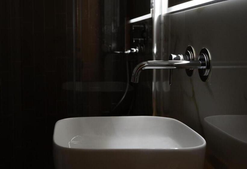 ファミリールーム, Ma Gra Ví