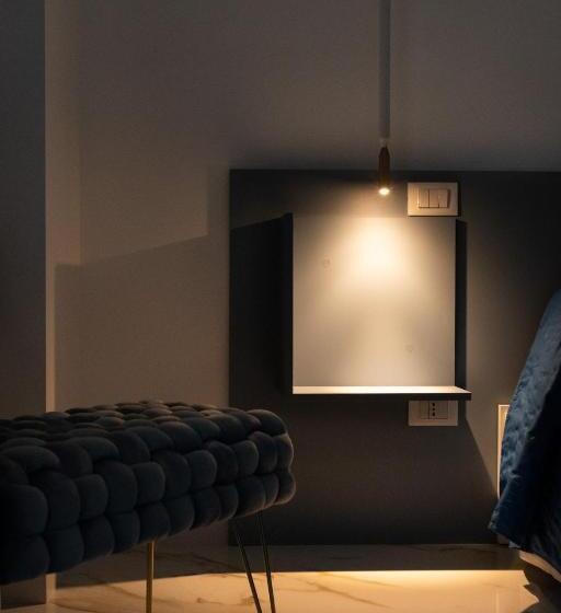 スタンダードルーム, Ma Gra Ví