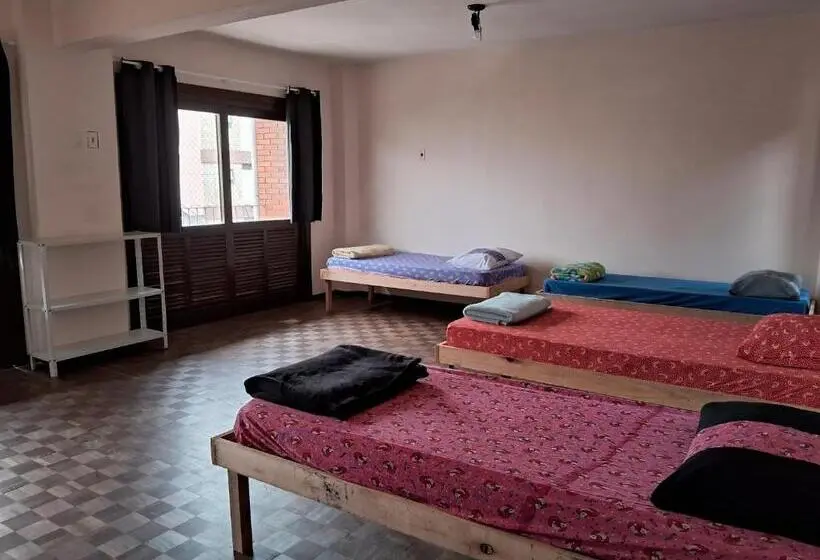 Vuode Makuusalissa, Hostel E Café Da Lobo