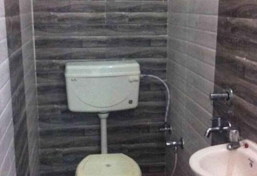 디럭스 4인 룸, Grg Broadway Mall Road Darjeeling By Royal Collection