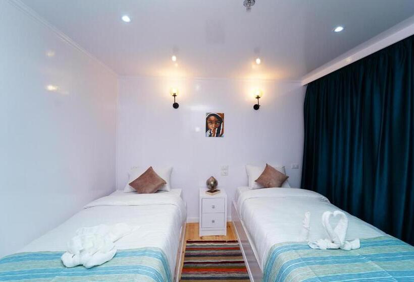 اتاق استاندارد, Turquoise