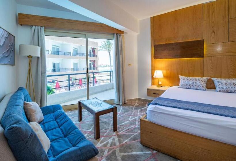 سوییت خانوادگی, Marina Plaza Resort Alamein