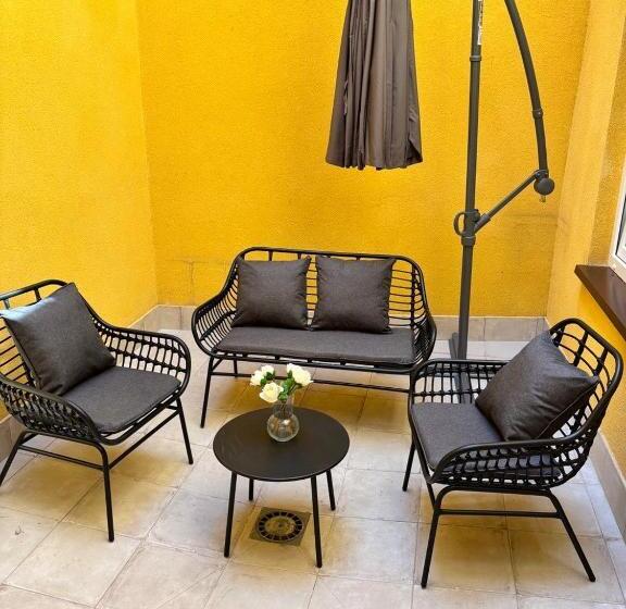 اتاق خانوادگی, Santa Banana Apartment Alicante