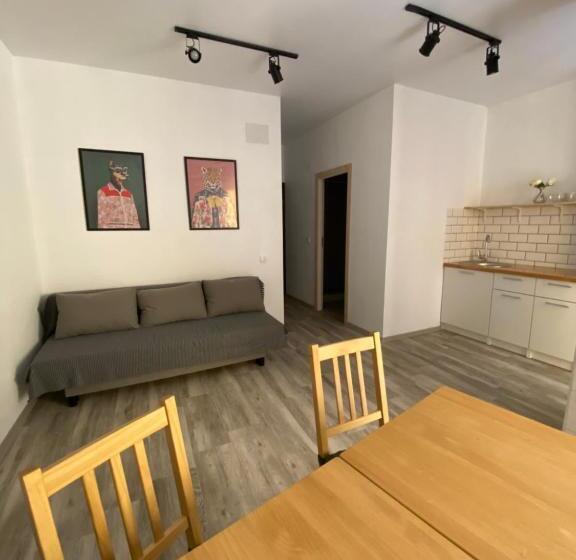 اتاق خانوادگی, Santa Banana Apartment Alicante