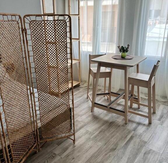 استودیوی استاندارد, Santa Banana Apartment Alicante