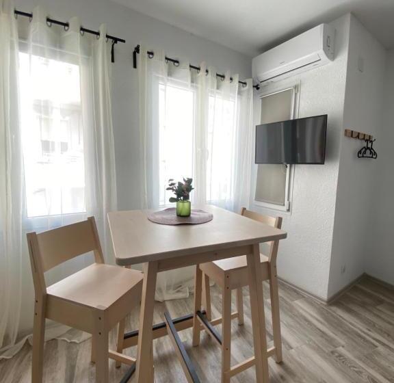 استودیوی استاندارد, Santa Banana Apartment Alicante