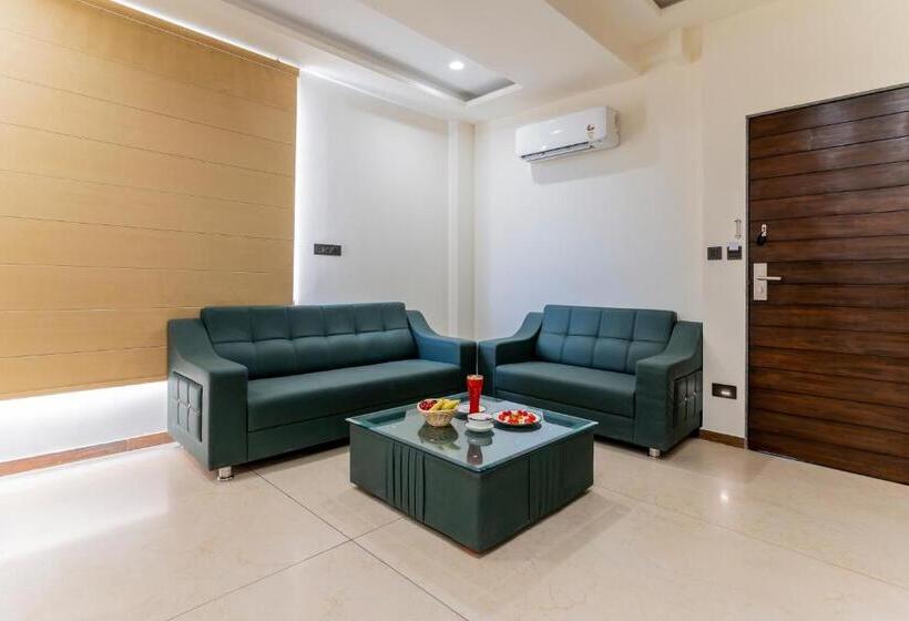 带大床的复式套间, The Belita Hotel & Spa