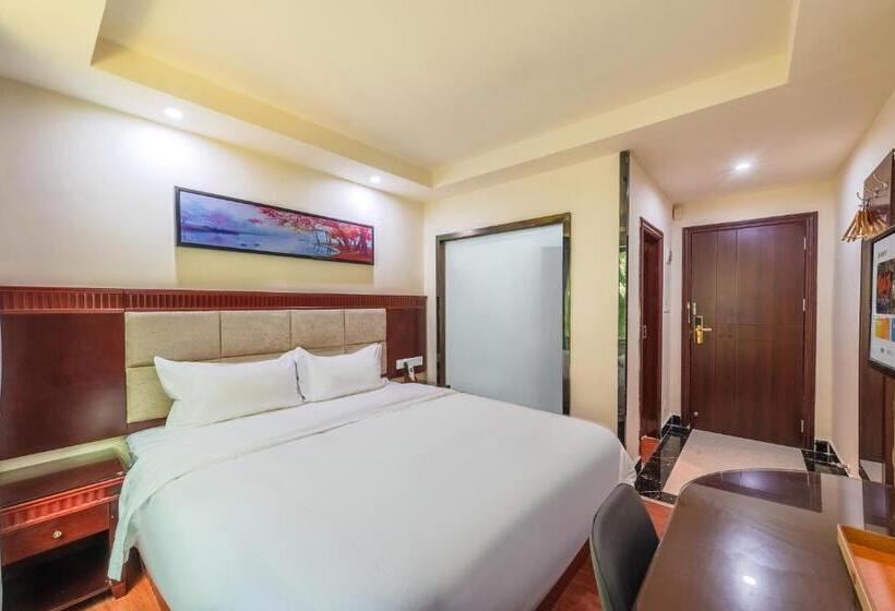 标准间, Huahang Hotel   Guangzhou Baiyun International Airport   Free Airport Shuttle Bus