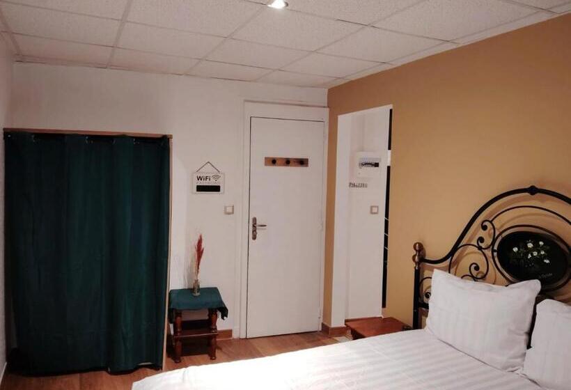 标准工作室, Appart Hôtel Le Combes