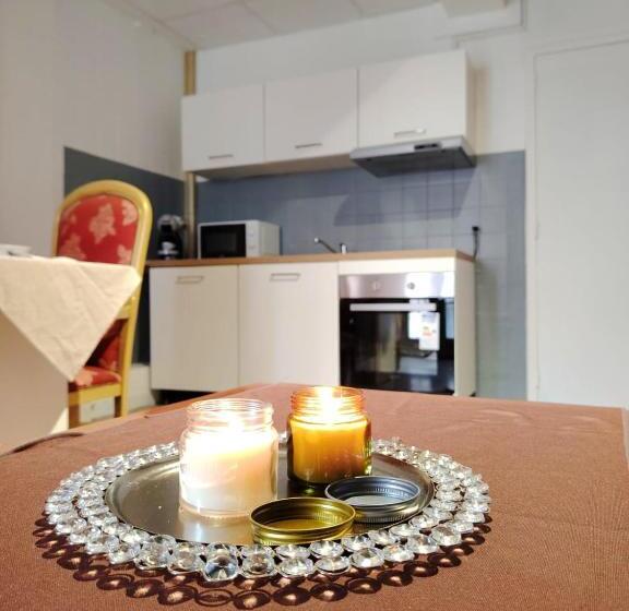 带1个卧室的豪华公寓, Appart Hôtel Le Combes