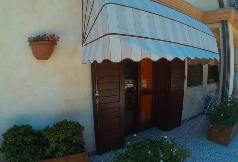 اتاق استاندارد چهار تخته, B&b Crisalide