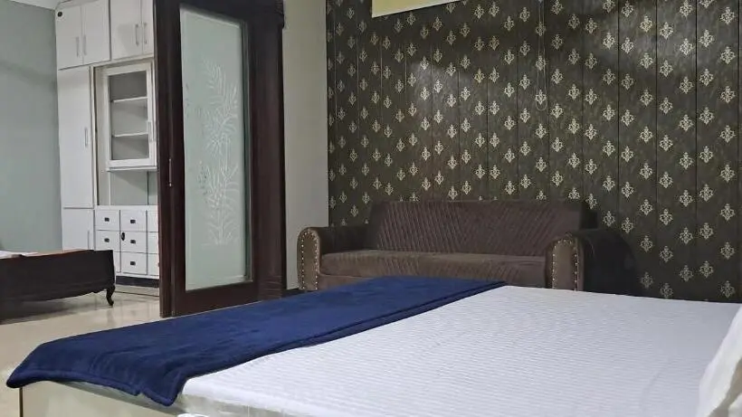 سوییت خانوادگی, Concept Guest House